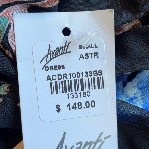 Astr the Label Gaia floral Midi dress - Picture 9 of 9